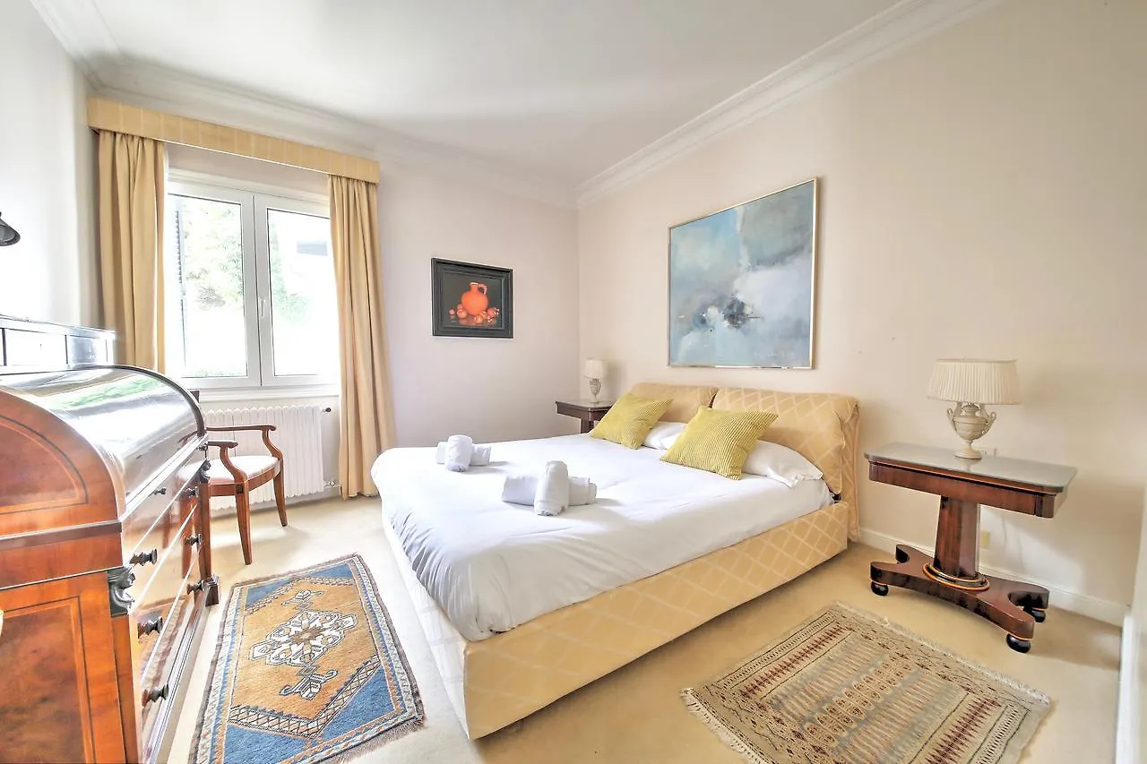 Apartment Miraconcha Hotel San Sebastian Spain